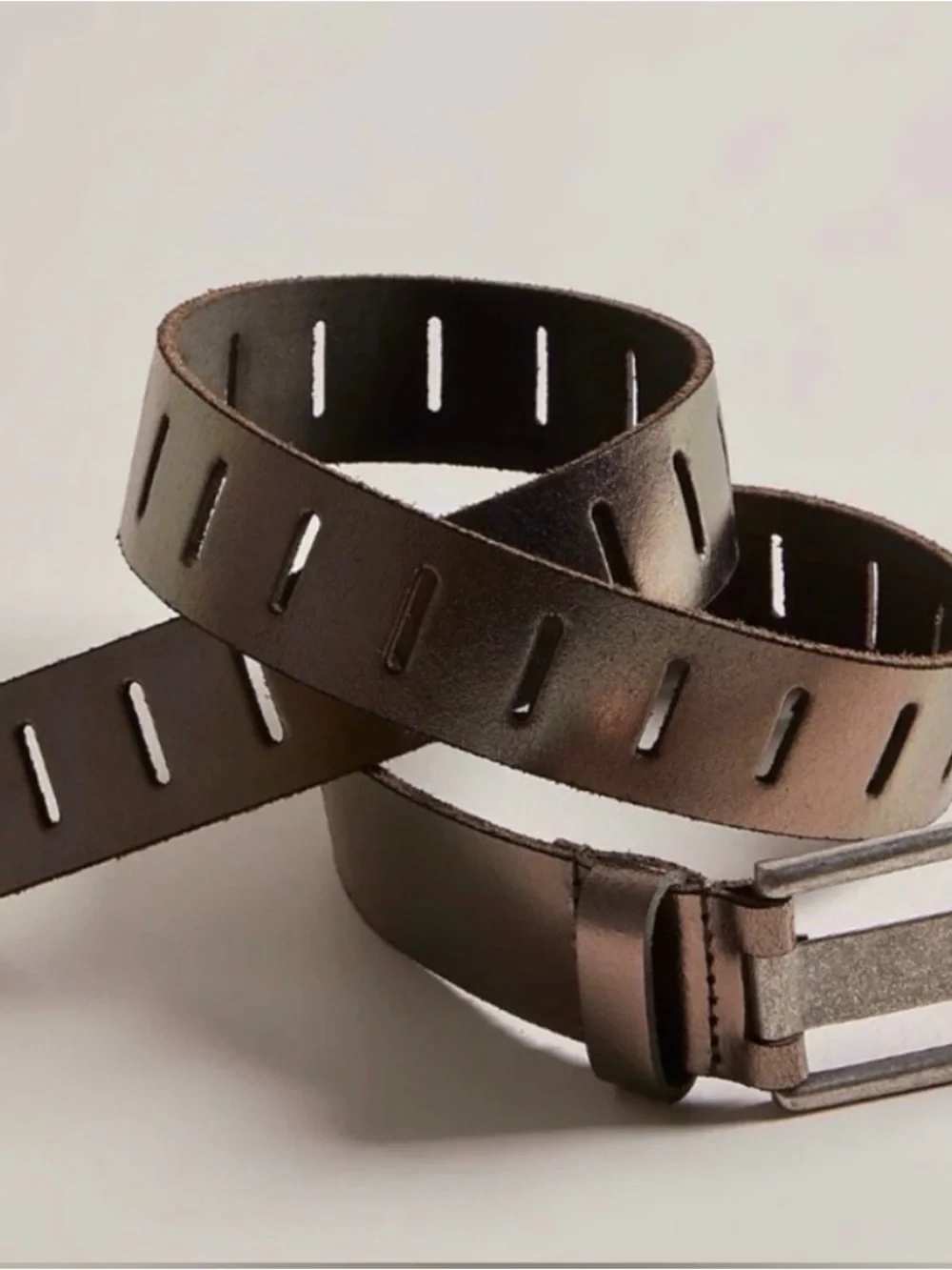NWT Free People Metallic Jona Belt in Metallic Silver